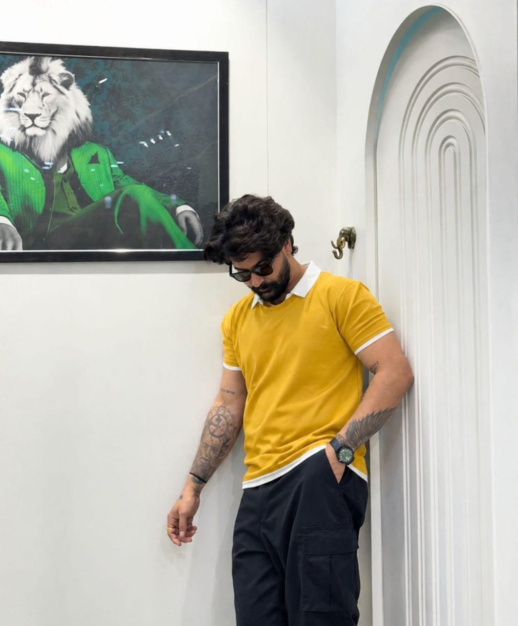 Round Neck Collor T-Shirt